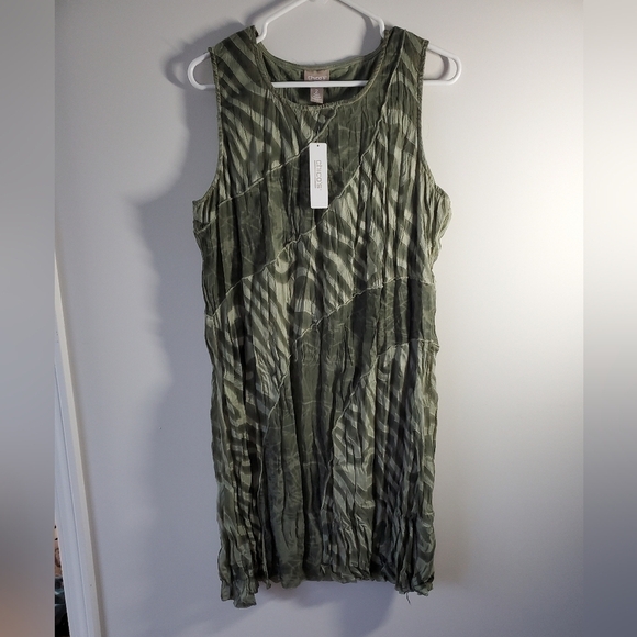 Chico's Green Knee Length Dress - Picture 1 of 13